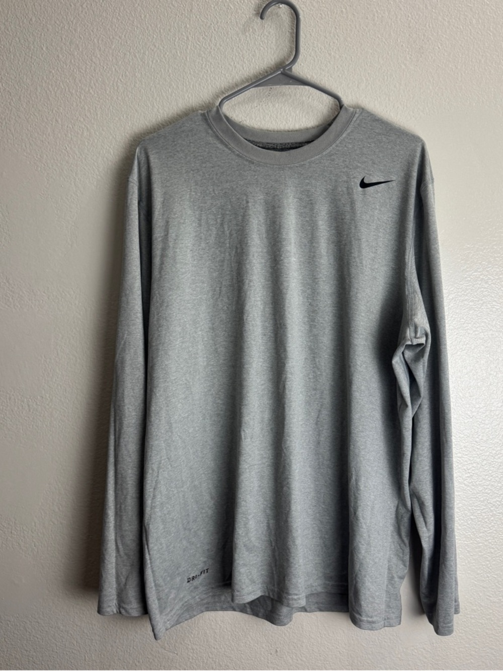 Nike Dri Fit Long Sleeve Shirt Size XL